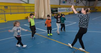 Brío oferta o baile galego dentro do programa "Nadal Deportivo" que se desenvolve estes días