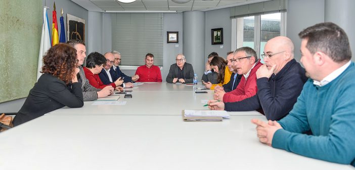 Imaxe da xuntanza mantida esta mañá na Coruña (Foto-Deputación da Coruña)