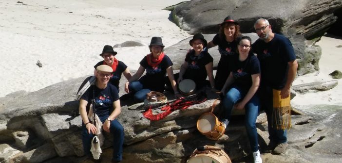O grupo de música tradicional Silbarda pechará a noite con cantos de taberna empatados cunha foliada libre