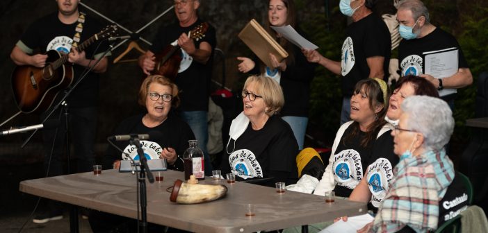 CANTANDO AFOGANSE AS PENAS - ALGUEIRADA SANTA MARIÑA