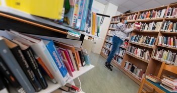 DSC09638-web1080x1920U70